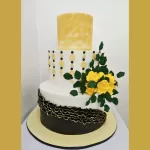 Golden Rose Wedding Cake
