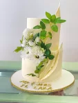 Cream Floral Fold Wedding Cake