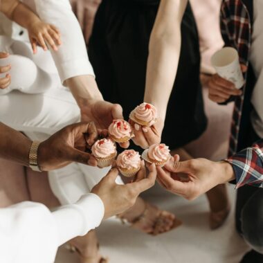 [2026 UPDATE] Diva Cakes Price List & Addresses